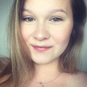 Meet your Posher, Carah